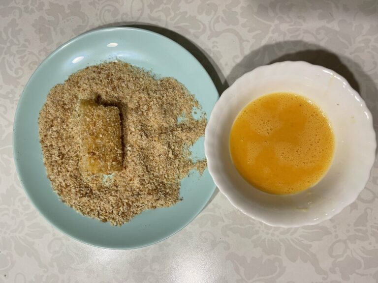 Crispy Fried Cod Fish Sticks