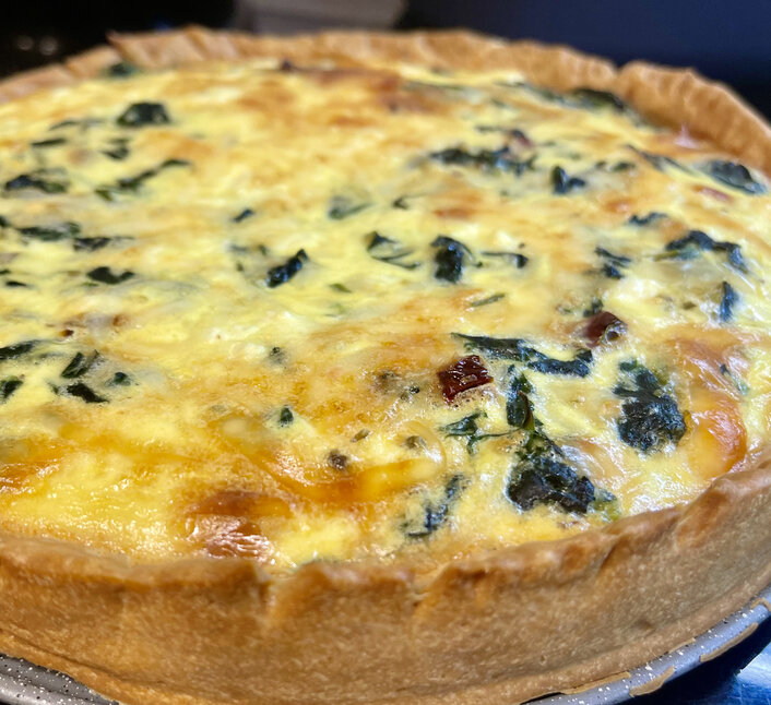 Vegetarian Spinach Quiche with Sun-Dried Tomatoes