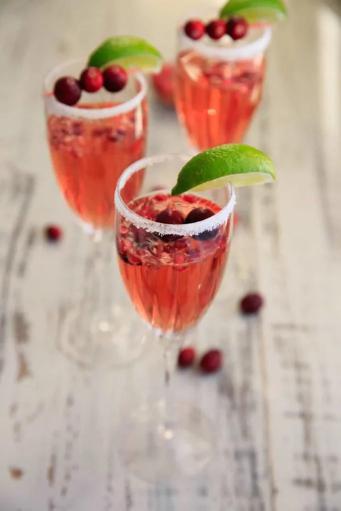 10 Romantic Valentine's Day Cocktails