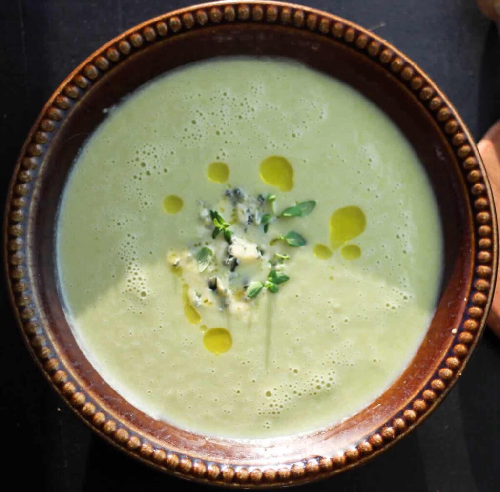 15 Healthy Soups for Weight Loss