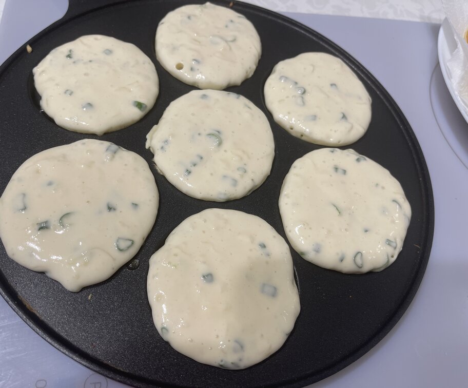 Soft and Fluffy Green Onion Pancakes