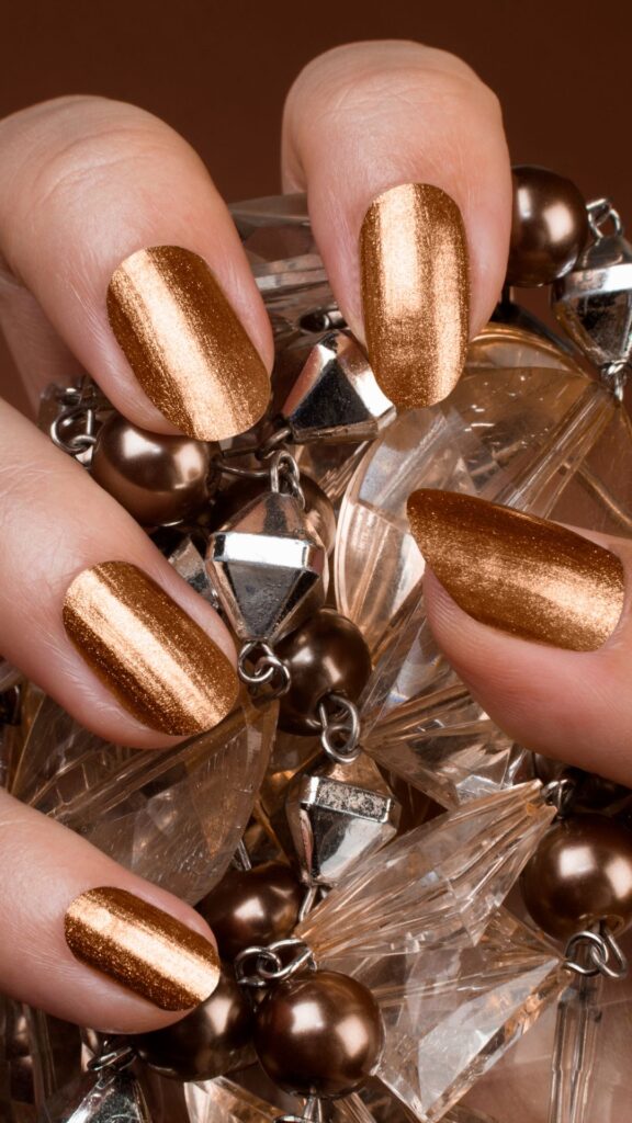 35+ Christmas Nail Ideas