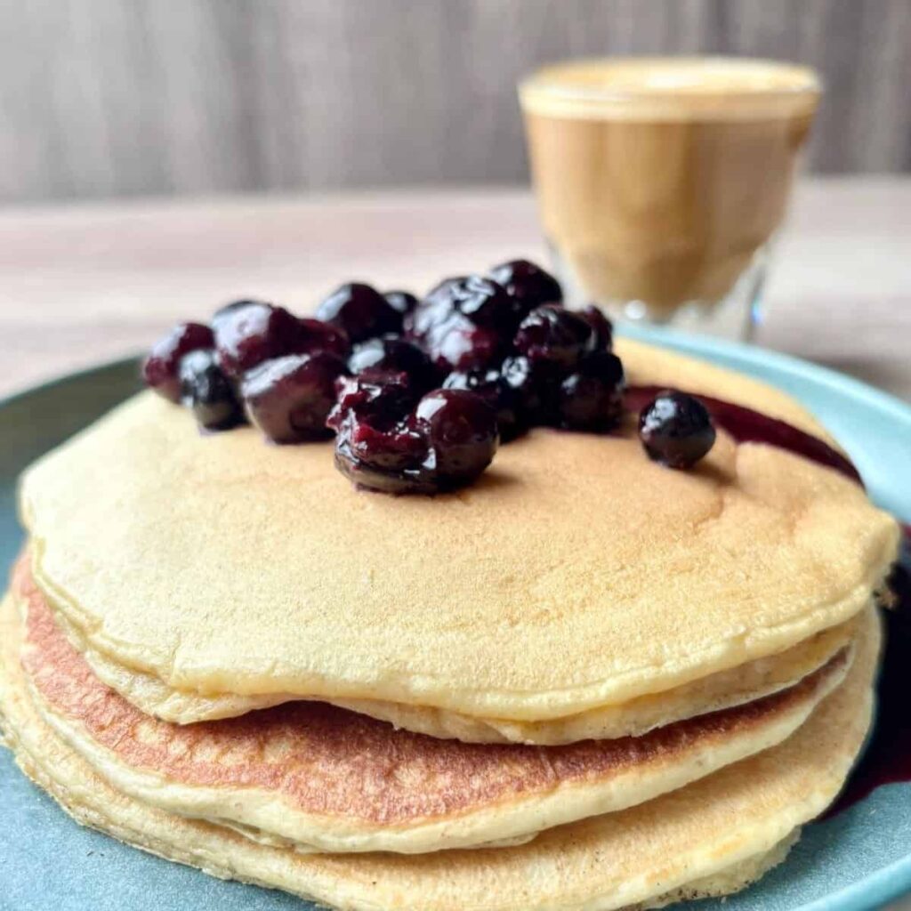 25 High-Protein Breakfast Ideas