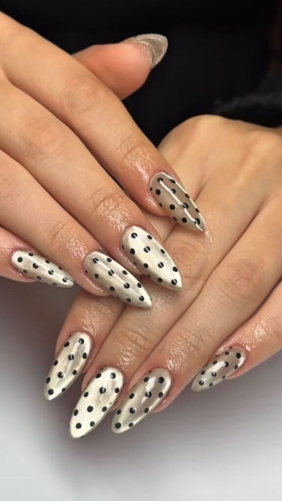 20+ Polka Dot Cat Eye Nails