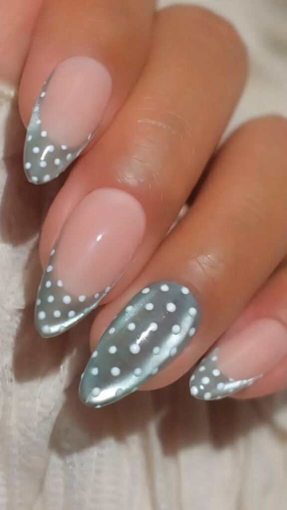 20+ Polka Dot Cat Eye Nails
