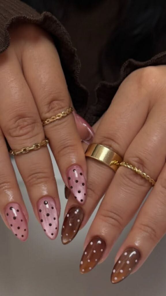 20+ Polka Dot Cat Eye Nails