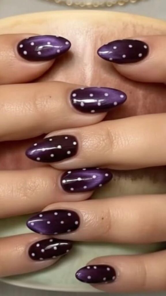 20+ Polka Dot Cat Eye Nails