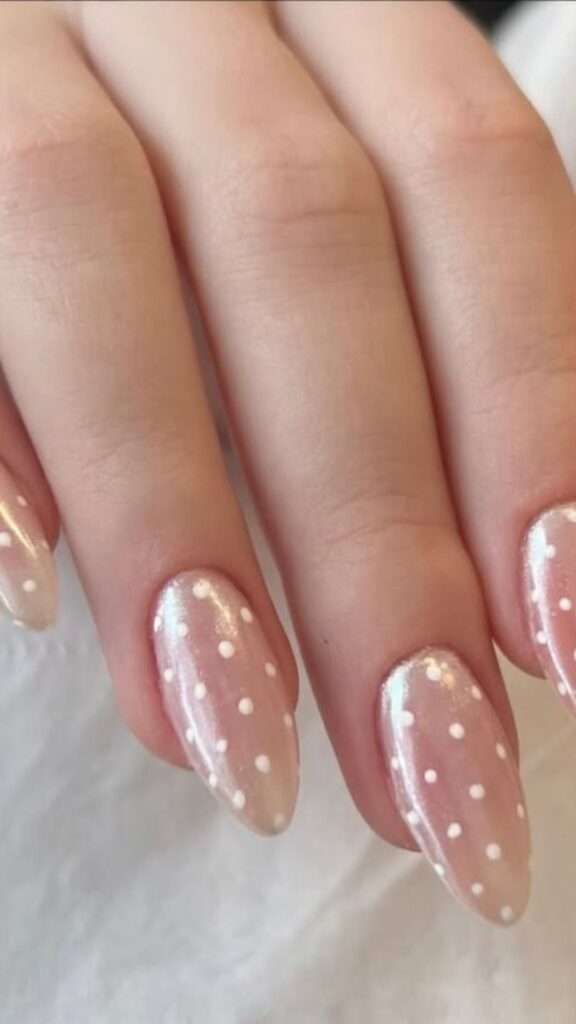 20+ Polka Dot Cat Eye Nails