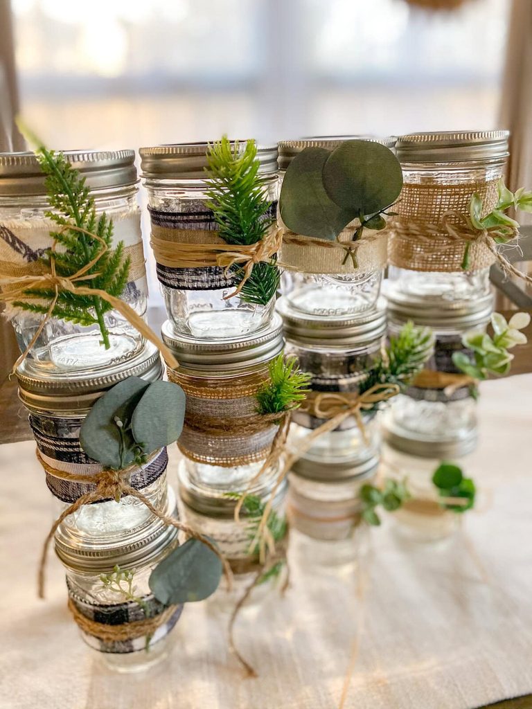 25+ Budget-Friendly Christmas Mason Jar Gifts